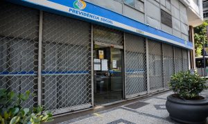 Benefícios do INSS acima de um salário mínimo têm reajuste de 5,45%. Reajuste segue o Índice Nacional de Preços ao Consumidor