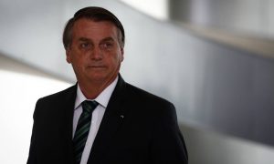 Bolsonaro veta controle maior do Orçamento pelo Congresso; O Globo