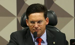 Bolsonaro nomeia deputado João Roma para o Ministério da Cidadania. Onyx Lorenzoni vai para a Secretaria-Geral da Presidência