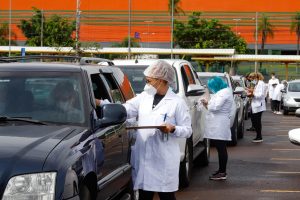 Porto Alegre: Vacinação de idosos a partir de 75 anos tem novo ponto de drive-thru