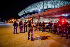 Porto Alegre: Guarda Municipal fecha três estabelecimentos comerciais abertos após as 20h na noite desse domingo