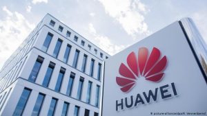 EUA classificam Huawei e outras como risco de segurança; Deutsche Welle
