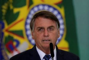 Bolsonaro diz que 'vai chegar o momento' de o governo tomar uma 'medida dura' por causa da pandemia; O Estado de São Paulo