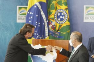 Programa Águas Brasileiras: dez empresas formalizam parceria para financiar revitalização de bacias hidrográficas