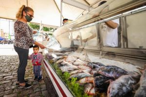 Porto Alegre: Feira do Peixe comercializa 51 toneladas e fatura mais de R$ 1 milhão