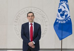 Vitor Gaspar (FMI): “Se a vacinação for mais rápida, em 2025 o PIB global será 9 trilhões de dólares maior”; El País