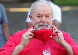 Lula pede que Supremo declare suspeição de Moro em processos sobre Atibaia e instituto; Folha de São Paulo