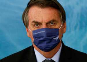 Não estamos preocupados com CPI e trabalhamos a todo vapor, diz Bolsonaro no dia em que país atinge 400 mil mortes; Folha de São Paulo