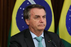 Bolsonaro lamenta morte de Paulo Gustavo: 'Que Deus o receba com alegria'; Folha de São Paulo