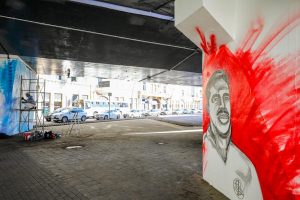 Porto Alegre: Entrada da cidade ganha as cores da dupla GreNal