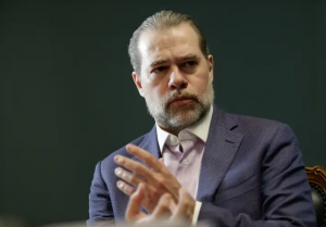 PF pede abertura de investigação sobre supostos repasses ilegais a Toffoli; O Estado de São Paulo