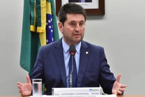 Jeronimo Goergen será o relator da MP que unifica e digitaliza documentos exigidos para o transporte de cargas. Segundo deputado o grande objetivo que é reduzir o custo do transporte no Brasil