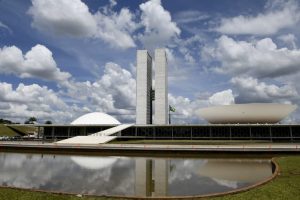 Congresso pode votar na terça-feira vetos presidenciais e crédito para benefícios sociais