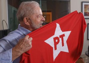 Buscas pelo termo “Lula” e sobre como se filiar ao PT disparam no Google após divulgação da pesquisa Datafolha; Fórum