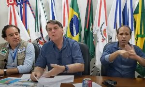 'Então é por isso que a esquerda não toma, porque vai matar os vermes que eles são', diz Bolsonaro sobre medicamento; O Globo