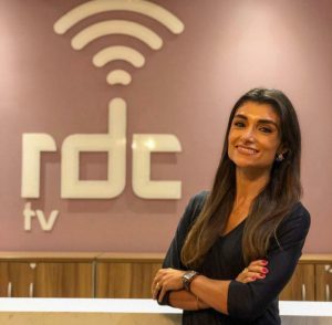 Carolina Aguaidas é a nova contratada da RDC TV. De volta ao Rio Grande do Sul, a jornalista vai comandar uma das novas atrações da emissora