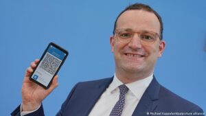Alemanha lança passaporte digital de vacinação contra covid-19; Deutsche Welle