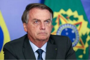 Bolsonaro envia pedido de crédito de R$ 164 bilhões para cumprir regra de ouro; O Estado de São Paulo