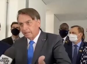 Irritado, Bolsonaro ofende repórter, Globo e CNN e fala de mídia “canalha”; Poder 360