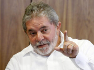 Por falta de provas, juiz absolve Lula na Operação Zelotes; Poder 360