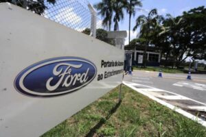 Bahia confirma indenização de R$ 2,15 bi da Ford por fechar fábrica; Metrópoles