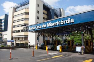 Porto Alegre: Santa Casa divulga posição sobre novo piso nacional da Enfermagem
