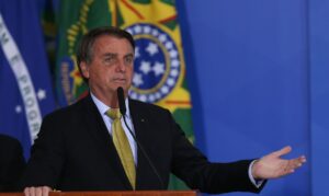 Bolsonaro visita primeira feira brasileira do grafeno