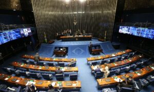 Senado aprova PEC do estado de emergência em primeiro turno