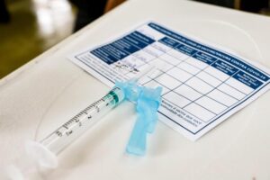 Covid-19: Porto Alegre mantém vacinação e reabastece pontos de imunização com AstraZeneca nesta segunda