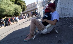 Brasileiros são resgatados e levados para abrigo mexicano perto da fronteira com os EUA; O Globo