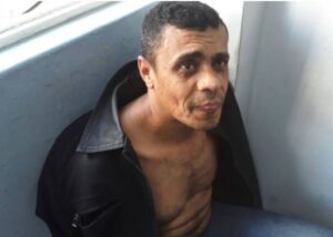 PF reabre inquérito sobre facada em Bolsonaro para analisar celular de advogado de Adélio; Folha de São Paulo