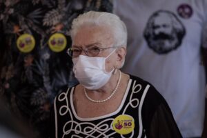 Lula não pode fazer aliança a qualquer preço, diz Erundina; Folha de São Paulo