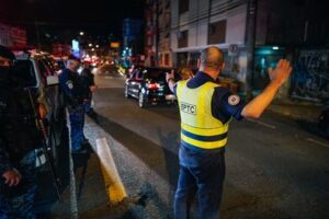 Porto Alegre:Operação integrada dispersa aglomerações com 300 pessoas na Capital