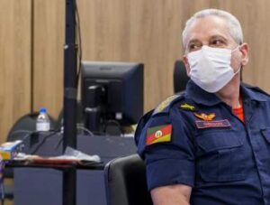 Caso Kiss: Ex-Comandante dos Bombeiros de Santa Maria depõe por mais de 6 horas. Júri segue com mais uma testemunha