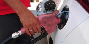 Média do preço do litro da gasolina comum nos postos da Capital cai para R$ 6,87; Correio do Povo