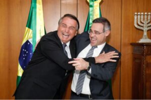 Bolsonaro admite indicar mais dois evangélicos ao STF caso seja reeleito; O Estado de São Paulo