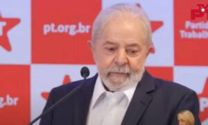 Lula: 'Não terei nenhum problema em fazer chapa com Alckmin para governar esse país'; O Globo