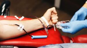 Queda sem precedentes em doações de sangue coloca bancos em alerta no Brasil e no mundo; BBC