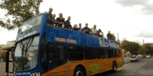 Leilão de ônibus da Linha Turismo de Porto Alegre termina sem interessados, pela segunda vez; Correio do Povo