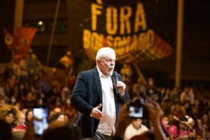 Comitês populares pró-Lula lançam plano de 'luta comunicacional', por Guilherme Seto/Folha de São Paulo