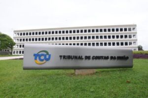 STF barra contratação de comissionados em todos os Tribunais de Contas do país; por Vicente Nunes/Correio Braziliense