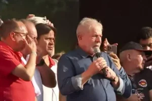 Aliados de Lula culpam centrais sindicais por 1º de Maio esvaziado; Metrópoles