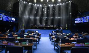 Senado aprova PEC do estado de emergência