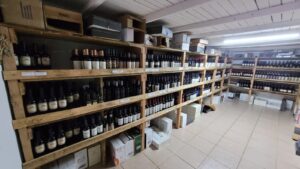 RS: Polícia Federal cumpre mandados em investigação que apura o mercado ilegal de vinhos