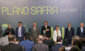 Plano Safra 2022/2023 anuncia R$ 340,8 bilhões para a agropecuária. Volume é 36% maior do que o plano anterior 