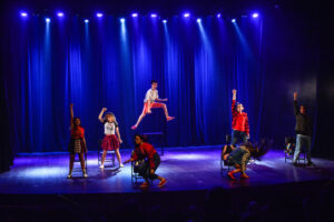 Porto Alegre: Espetáculo Adolescer tem nova apresentação no Teatro CIEE dia 3 de julho