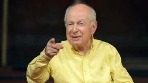 Morte de Peter Brook comove artistas e fãs na França; RFI