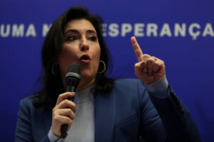 'Uma violência com a única candidatura feminina competitiva', diz Baleia sobre judicialização contra Tebet; Folha de São Paulo