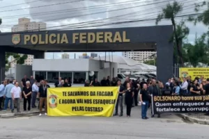 Policiais federais sobre Bolsonaro: “Decepção, abandono e indignação”, por Carlos Estênio Brasilino/Metrópoles