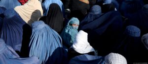 Um ano após tomar o poder, Talibã não cumpriu promessas;Deutsche Welle